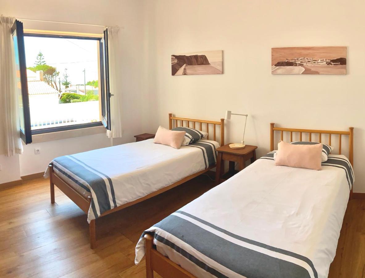 Colares Beach House, Pool Child Friendly Екстер'єр фото