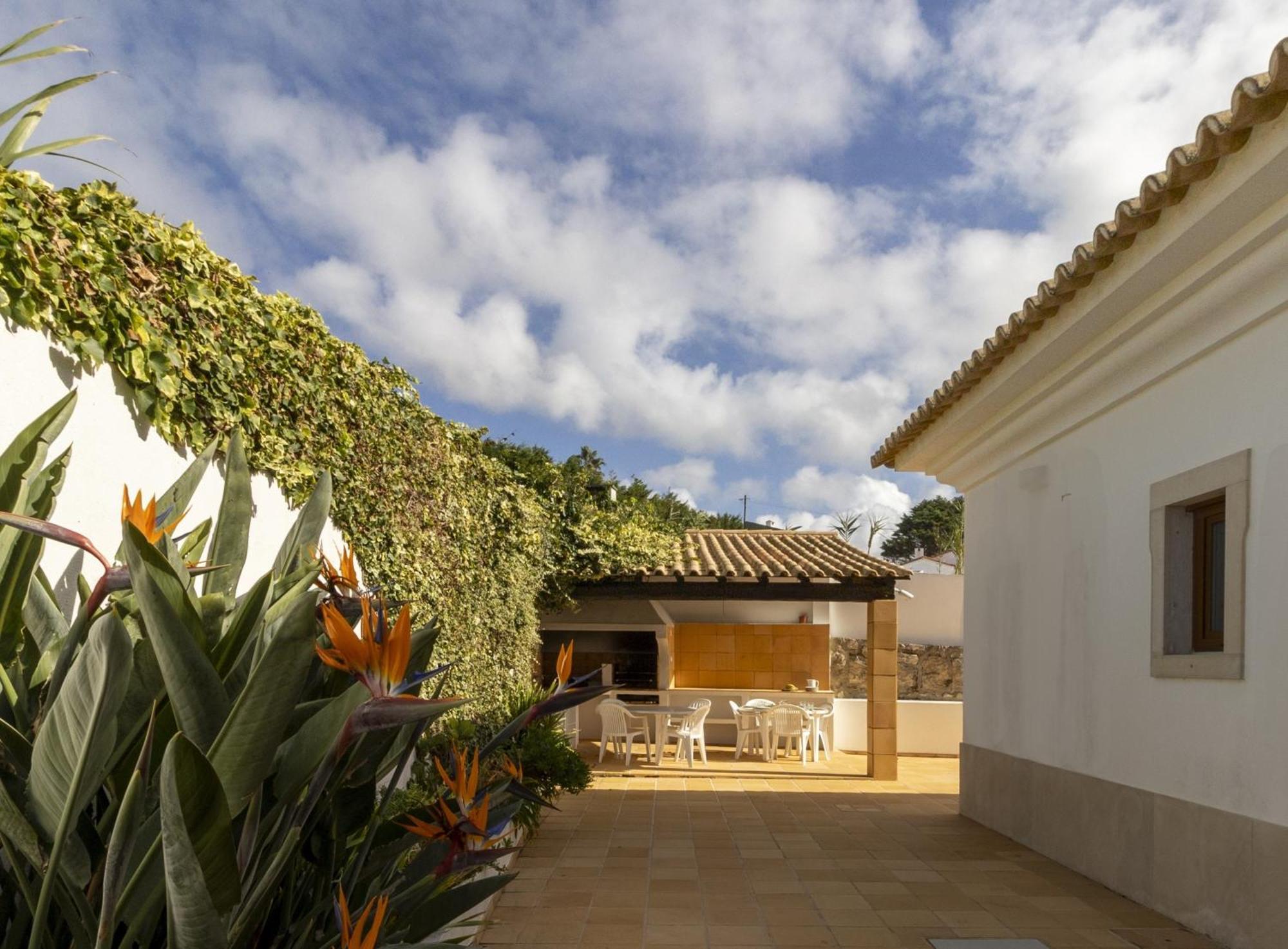 Colares Beach House, Pool Child Friendly Екстер'єр фото